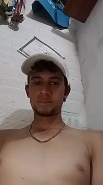 Snapshot of El_CharlyX69X chatting on June 2026 02:32:01 PM El CharlyX69X online show from June 2026 02:32:01 PM