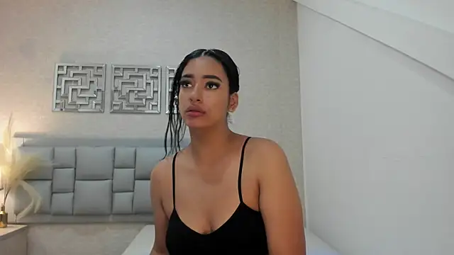 Snapshot of luna25__ chatting on May 2026 12:11:01 PM luna25 online show from May 2026 12:11:01 PM