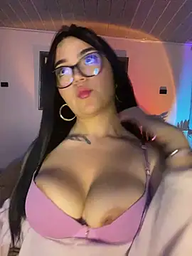 Snapshot of Lana_Hands chatting on June 2026 06:49:01 AM Lana Hands online show from June 2026 06:49:01 AM