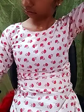 Snapshot of sexy_rubina89 chatting on May 2026 06:33:02 AM sexy rubina89 online show from May 2026 06:33:02 AM
