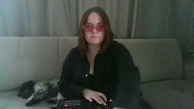 Joan Taylor1 online show from May 2026 10:11:02 AM