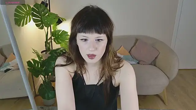 Nancy  Moss online show from May 2026 08:58:01 PM