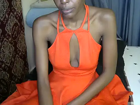 Snapshot of petite_hottie chatting on June 2026 02:05:01 PM petite hottie online show from June 2026 02:05:01 PM