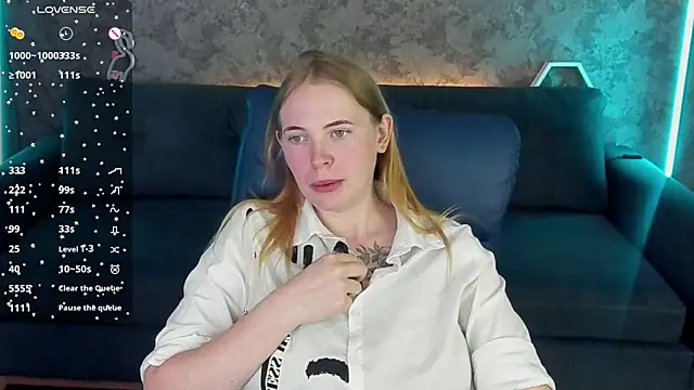 NikkyReyyy online show from May 2026 02:35:02 PM