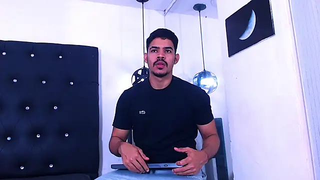 Snapshot of Dannesh_ chatting on May 2026 03:35:01 AM Dannesh online show from May 2026 03:35:01 AM