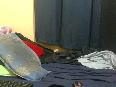 Snapshot of naughty-slender chatting on July 2026 11:14:01 PM naughty-slender online show from July 2026 11:14:01 PM