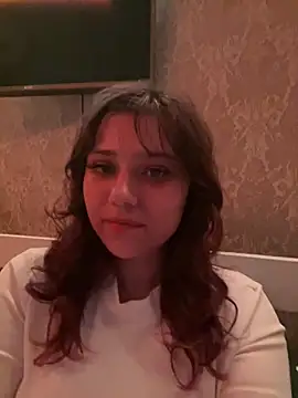 Yuna Gasai online show from May 2026 06:25:01 PM