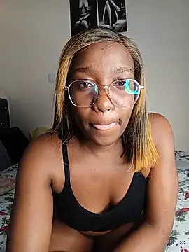 Snapshot of Miss-Temptasion chatting on July 2026 07:53:01 PM Miss-Temptasion online show from July 2026 07:53:01 PM