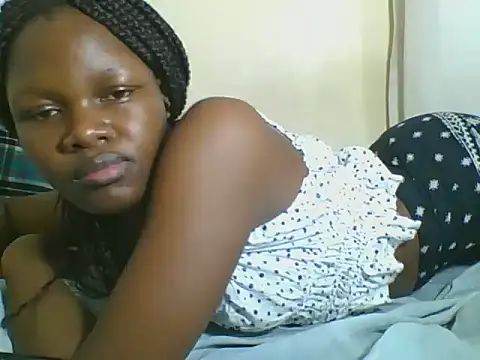 Snapshot of Sweetgal2025 chatting on June 2026 08:22:02 PM Sweetgal2025 online show from June 2026 08:22:02 PM
