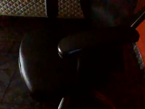 Snapshot of Sarado_Tesudo chatting on May 2026 10:41:02 PM Sarado Tesudo online show from May 2026 10:41:02 PM