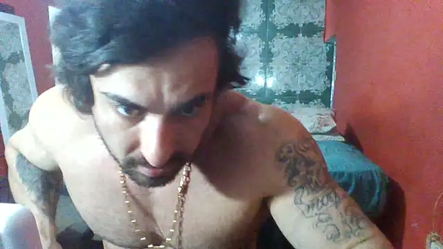 Snapshot of Sarado_Tesudo chatting on June 2026 02:33:01 PM Sarado Tesudo online show from June 2026 02:33:01 PM