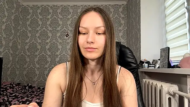 Snapshot of ShaylaChong chatting on June 2026 11:04:02 AM ShaylaChong online show from June 2026 11:04:02 AM