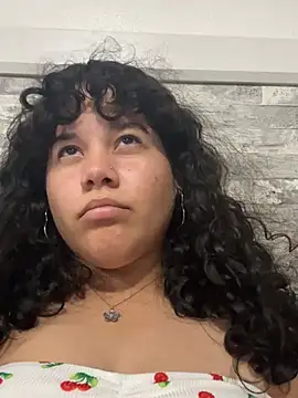 Gatita 3 online show from June 2026 08:30:02 PM
