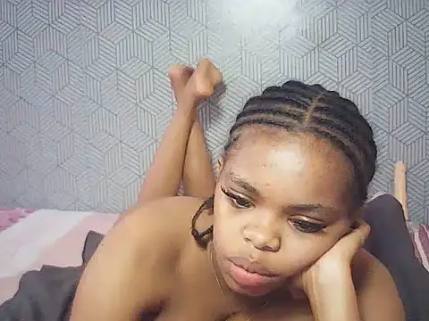 Snapshot of BustieLaura chatting on July 2026 06:53:02 AM BustieLaura online show from July 2026 06:53:02 AM