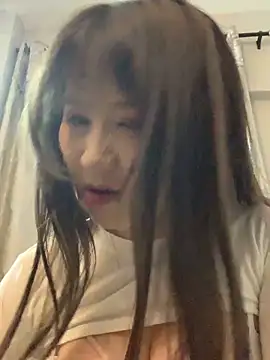 A-lanlan online show from May 2026 03:29:01 PM