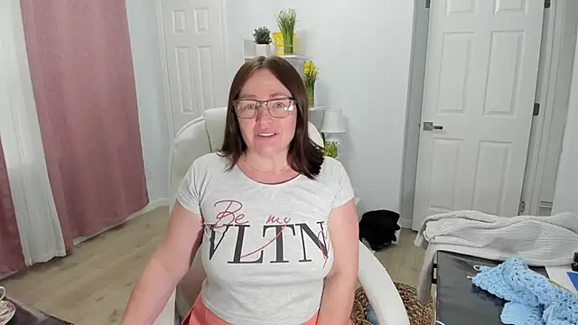 Vika73 online show from February 2025 02:38:02 PM