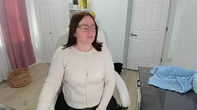 Vika73 online show from February 2025 02:54:02 PM