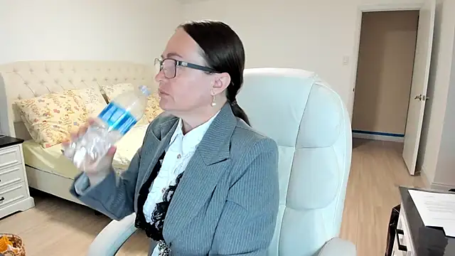 Vika73 online show from September 2025 11:34:02 AM