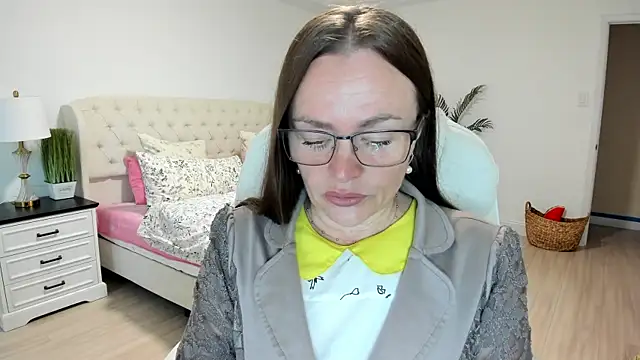 Vika73 online show from September 2025 12:09:01 PM