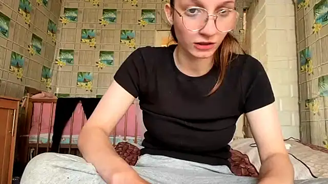 Snapshot of SparkleJebb chatting on June 2026 04:22:02 PM SparkleJebb online show from June 2026 04:22:02 PM