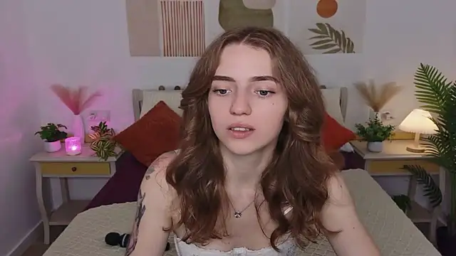 Snapshot of TayloryStar chatting on July 2026 12:00:02 PM TayloryStar online show from July 2026 12:00:02 PM