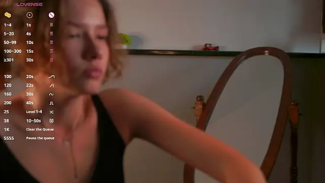 Snapshot of TatianaCichocki chatting on July 2026 03:37:01 AM TatianaCichocki online show from July 2026 03:37:01 AM