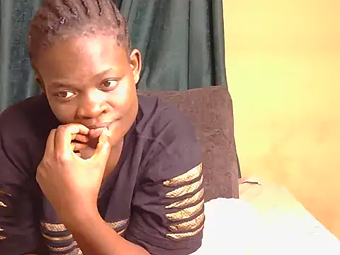 Snapshot of chocolate_peggy chatting on June 2026 03:47:01 PM chocolate peggy online show from June 2026 03:47:01 PM