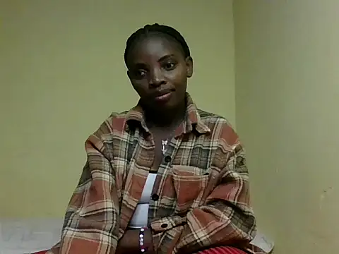 Snapshot of Alianamilly0 chatting on July 2026 03:53:02 AM Alianamilly0 online show from July 2026 03:53:02 AM