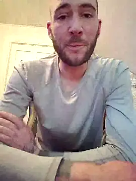 Brand0nleee online show from May 2026 04:25:02 PM