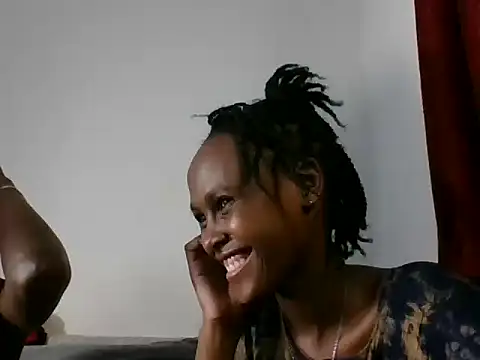 Snapshot of Sleek_petite chatting on June 2026 03:29:02 AM Sleek petite online show from June 2026 03:29:02 AM