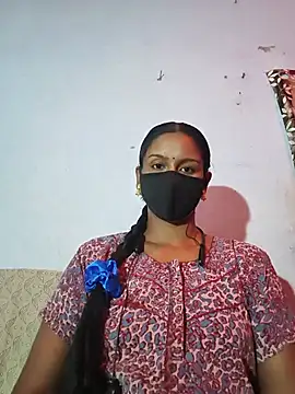 Snapshot of madhushree143 chatting on June 2026 09:03:01 AM madhushree143 online show from June 2026 09:03:01 AM