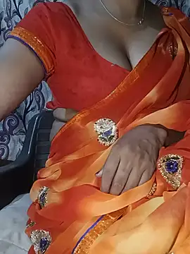 Snapshot of Cute-Malti chatting on May 2026 07:22:02 PM Cute-Malti online show from May 2026 07:22:02 PM