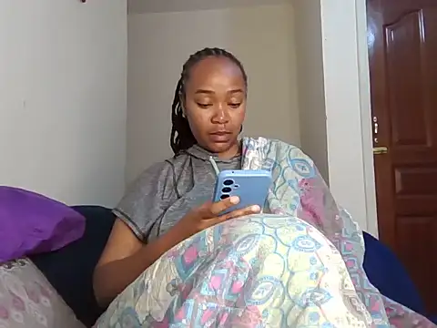 Snapshot of atara_seren chatting on June 2026 11:27:02 PM atara seren online show from June 2026 11:27:02 PM