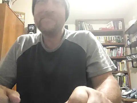 Snapshot of icebergXpress chatting on June 2026 06:52:02 AM icebergXpress online show from June 2026 06:52:02 AM