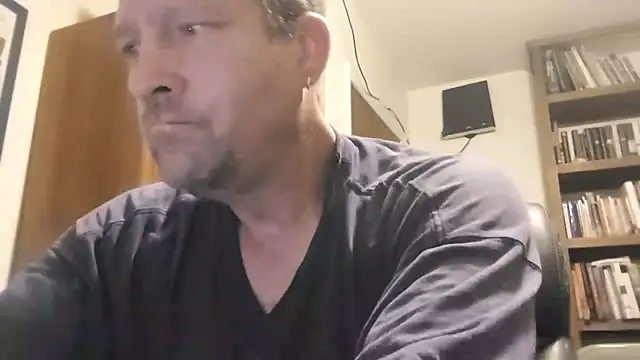 Snapshot of icebergXpress chatting on July 2026 06:19:02 AM icebergXpress online show from July 2026 06:19:02 AM