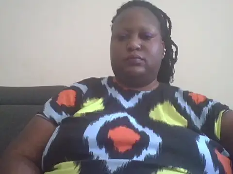 Snapshot of fat_ebonyqueen chatting on June 2026 11:23:02 AM fat ebonyqueen online show from June 2026 11:23:02 AM