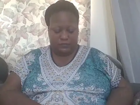 Snapshot of fat_ebonyqueen chatting on June 2026 07:14:01 AM fat ebonyqueen online show from June 2026 07:14:01 AM