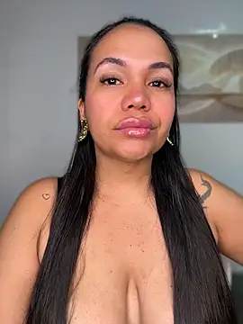 NoahJade online show from July 2026 09:56:01 AM