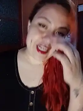 Snapshot of bruja_sscarlata chatting on June 2026 06:21:01 PM bruja sscarlata online show from June 2026 06:21:01 PM