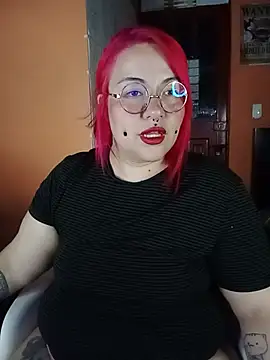 Snapshot of bruja_sscarlata chatting on June 2026 01:43:01 AM bruja sscarlata online show from June 2026 01:43:01 AM