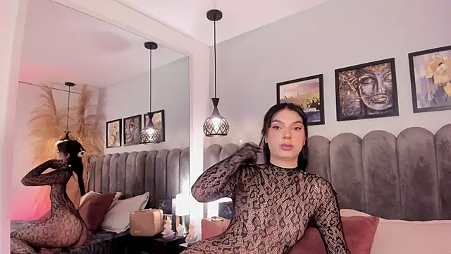 alice lodge  online show from July 2026 03:46:02 AM