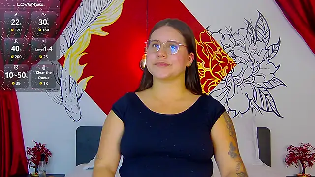 Snapshot of Lia_Avalon chatting on June 2026 12:50:02 PM Lia Avalon online show from June 2026 12:50:02 PM
