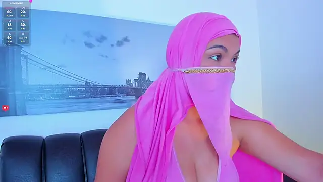Amira 002 online show from May 2026 03:07:01 PM