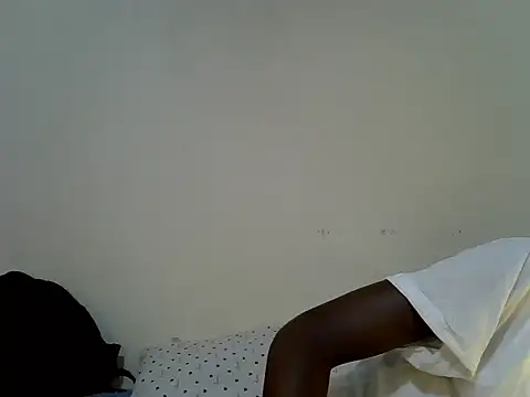 PetiteMelaninn online show from June 2026 11:30:02 AM