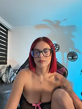 HaileeBeer  online show from May 2026 09:55:01 PM