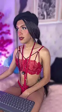 Paula Hills online show from May 2026 03:09:01 PM