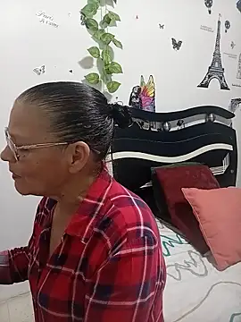 Snapshot of katrinna_ chatting on June 2026 11:24:02 PM katrinna online show from June 2026 11:24:02 PM