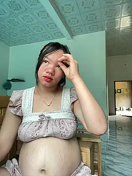 Snapshot of Suki-love chatting on June 2026 03:18:01 AM Suki-love online show from June 2026 03:18:01 AM