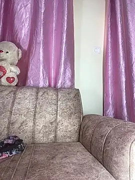 Sweet Linah1 online show from May 2026 12:01:01 PM