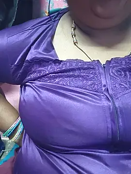 geetha431 online show from June 2026 06:22:02 PM